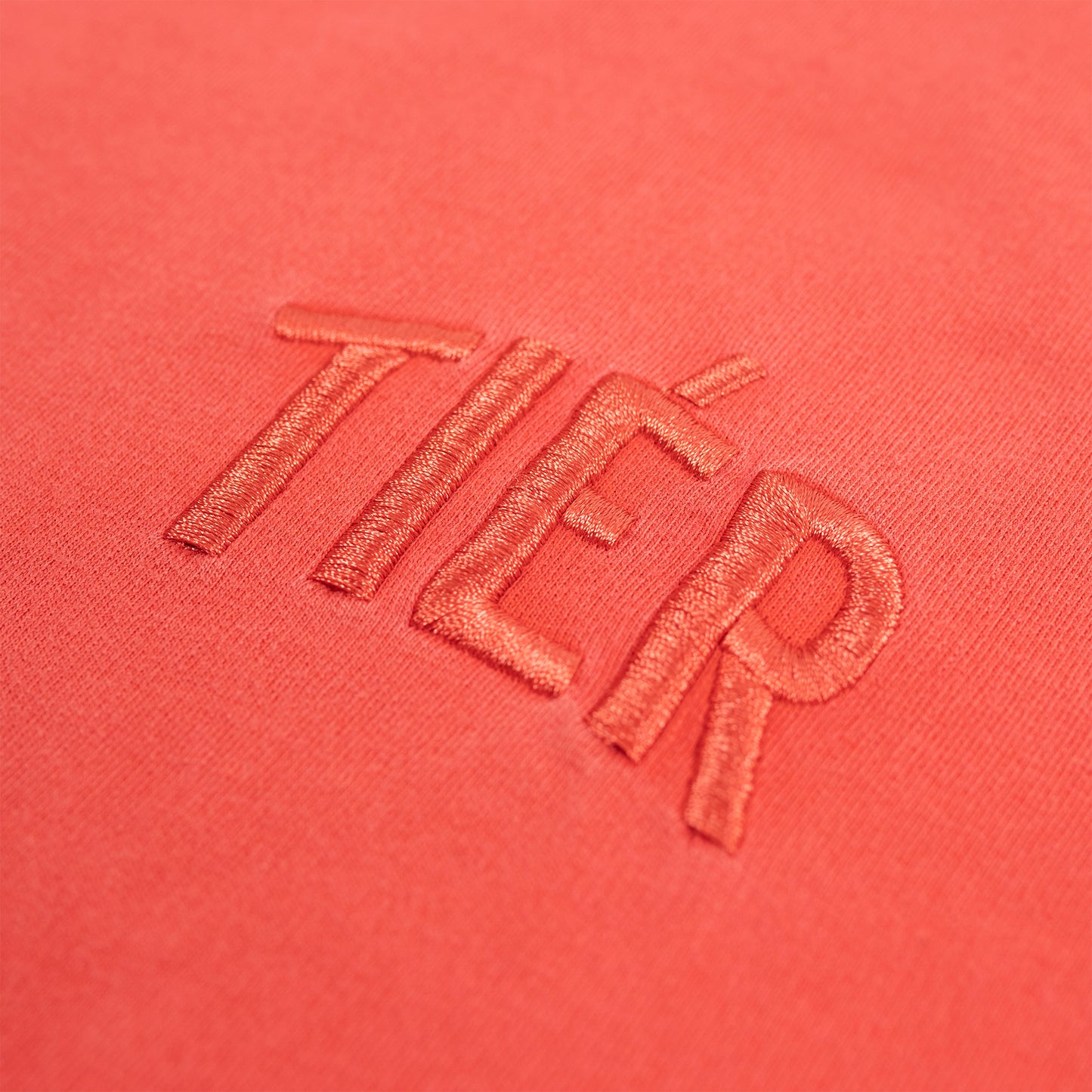 RED MAPLE TEE