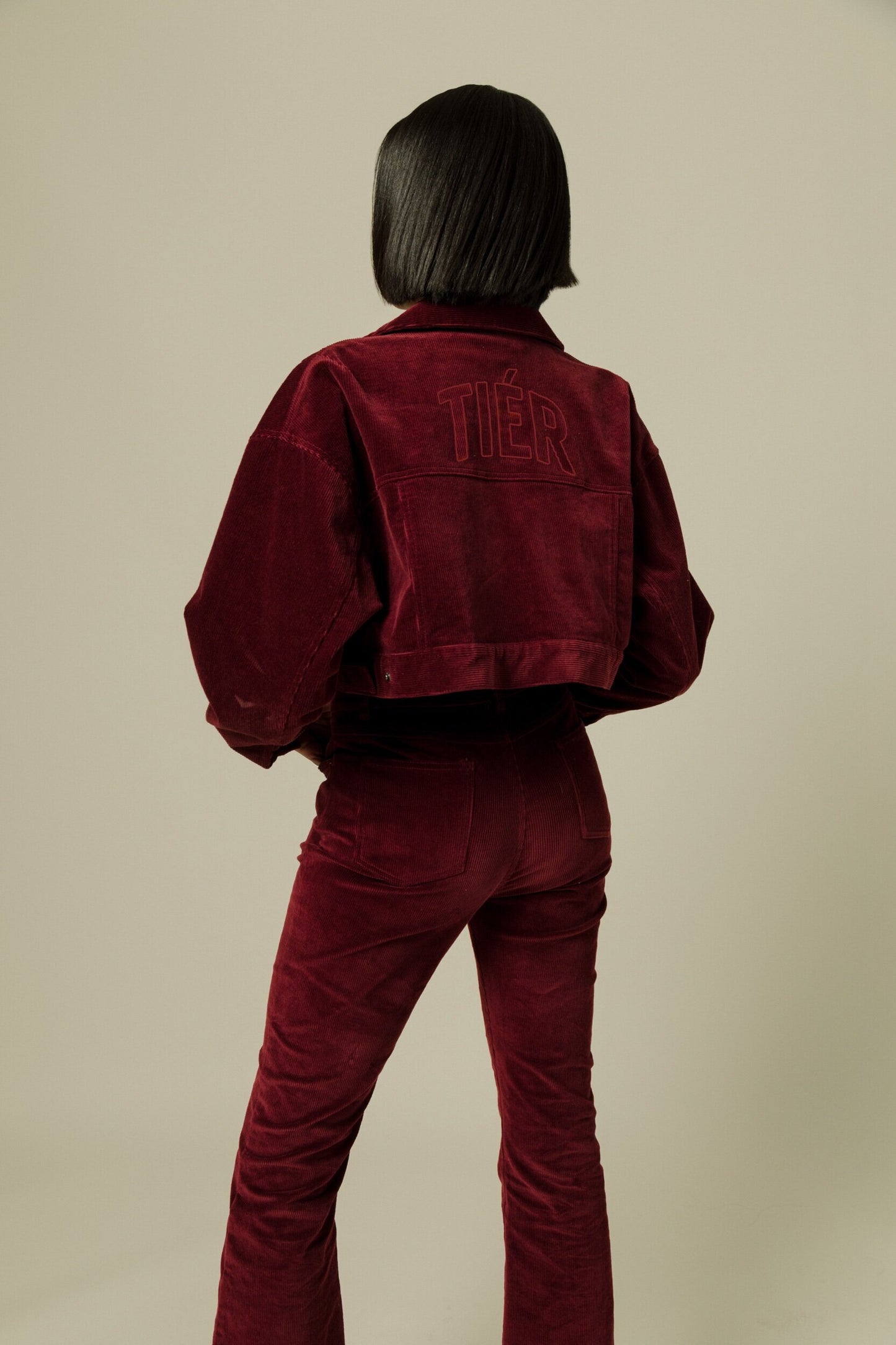 WINE TIÉR CORDUROY PANTS