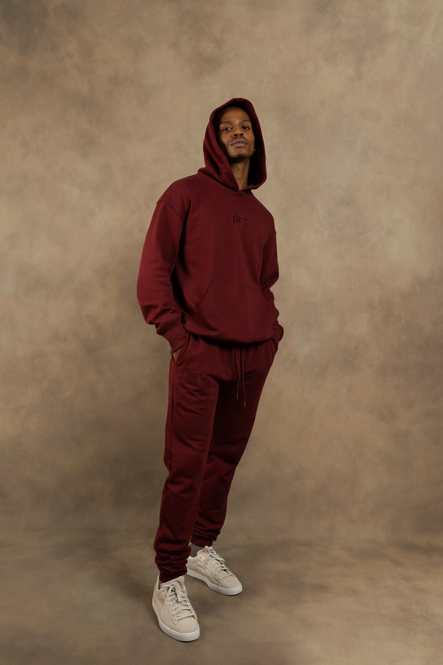 BURGUNDY TIÉR HOODIE